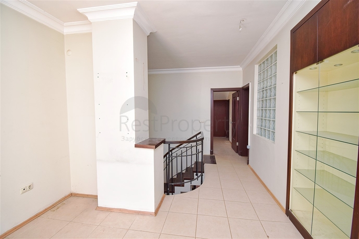 شقة 4+1 في حي أولوش-أنطاليا 