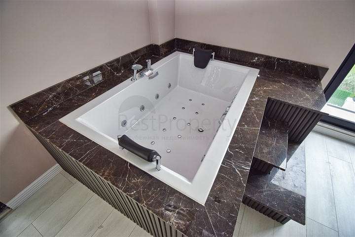 فيلا 5+1 في دوشيمالتي-منطقة أنطاليا 