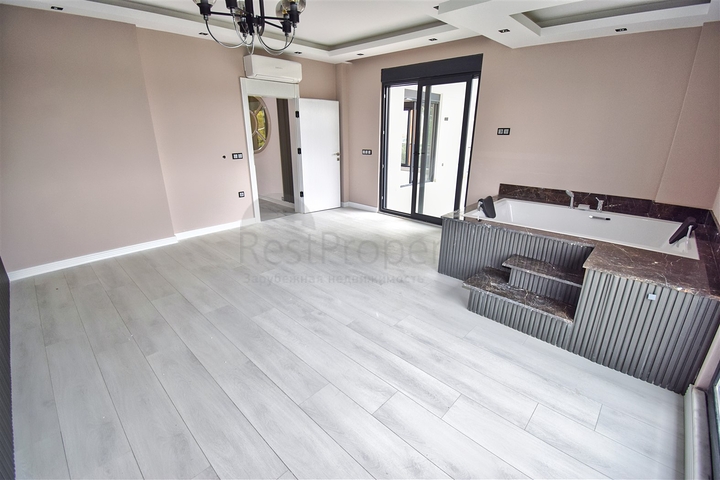 فيلا 5+1 في دوشيمالتي-منطقة أنطاليا 