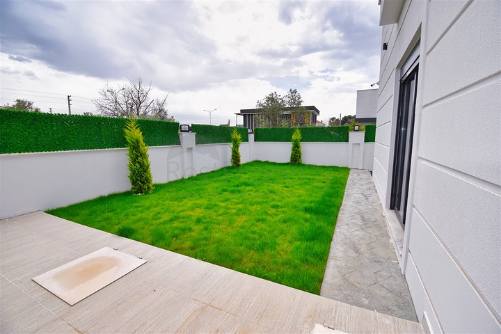 فيلا 5+1 في دوشيمالتي-منطقة أنطاليا 