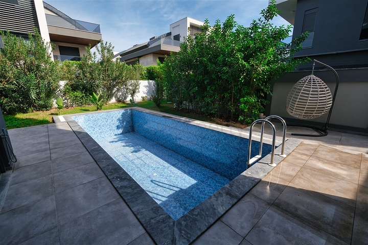 فيلا 5+1 في مولايوسوف - حي أنطاليا 