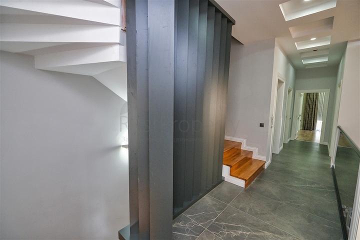 فيلا 5+1 في مولايوسوف - حي أنطاليا 