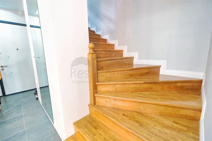 فيلا 5+1 في مولايوسوف - حي أنطاليا 