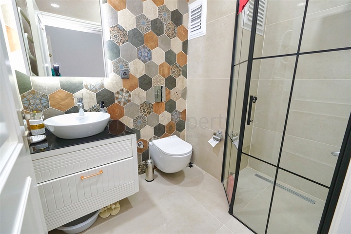 فيلا 5+1 في مولايوسوف - حي أنطاليا 