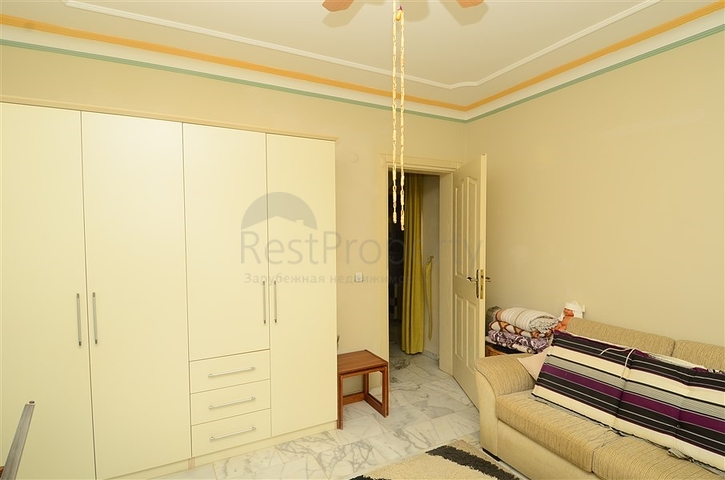 فيلا مع مسبح في محمودلار