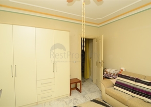 فيلا مع مسبح في محمودلار