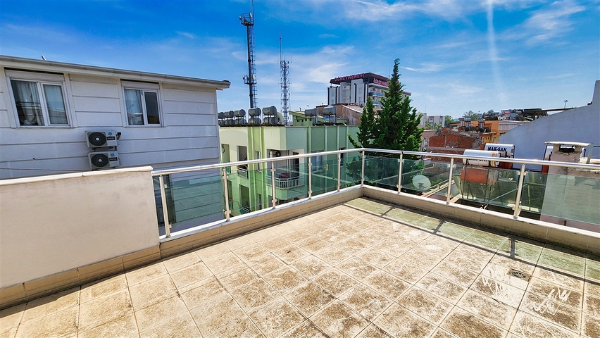 مجمع سكني مع 14 غرفة في منطقة كيبيز-أنطاليا للبيع 