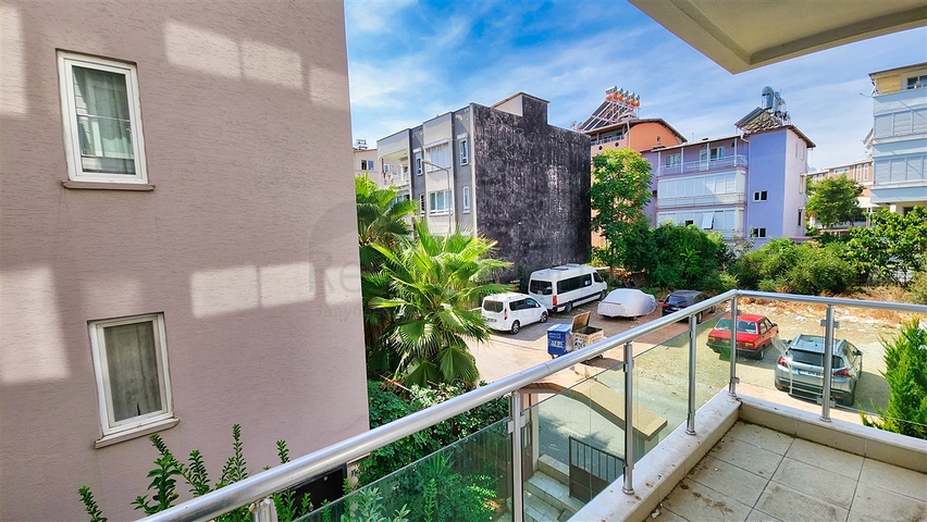 مجمع سكني مع 14 غرفة في منطقة كيبيز-أنطاليا للبيع 