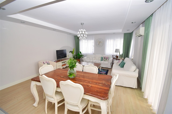 شقة دوبلكس 5 + 1 في الملايوسوف - حي أنطاليا 