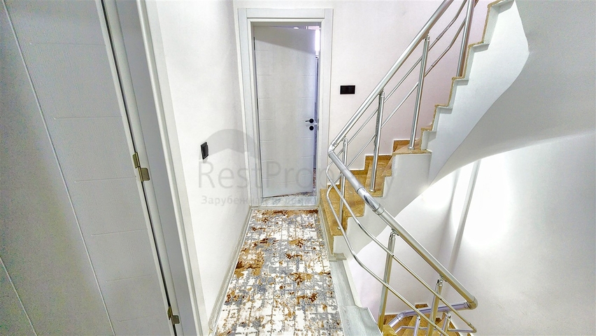 فيلا 4 + 1 في منطقة بيليك أنطاليا 