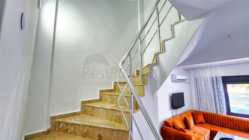 فيلا 4 + 1 في منطقة بيليك أنطاليا 