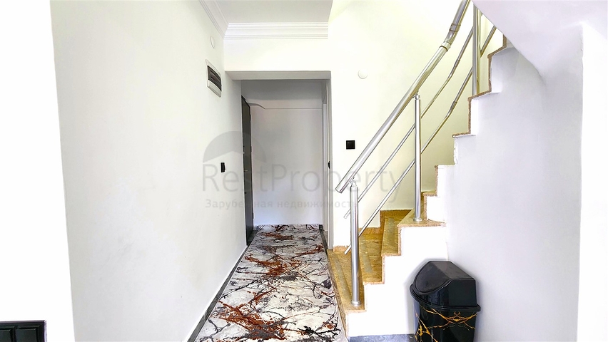 فيلا 4 + 1 في منطقة بيليك أنطاليا 