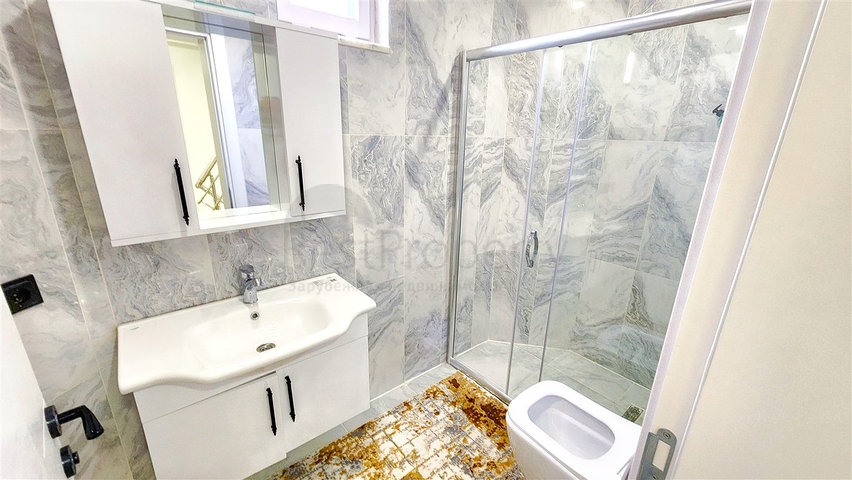 فيلا 4 + 1 في منطقة بيليك أنطاليا 