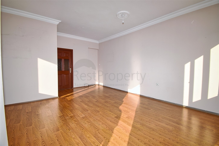 شقة 3+1 في حي ميدانكافاجي-أنطاليا 