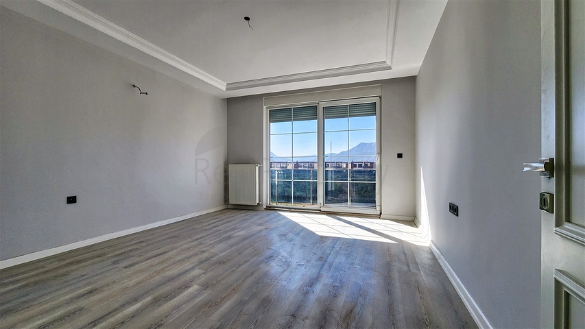 فيلا 5+1 في دوشيمالتي-منطقة أنطاليا 