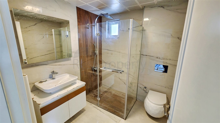 فيلا 5+1 في دوشيمالتي-منطقة أنطاليا 