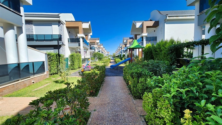 فيلا 5+1 في دوشيمالتي-منطقة أنطاليا 