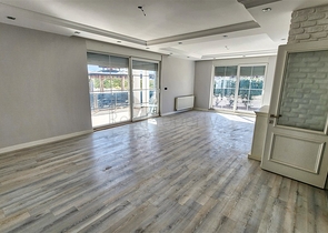 فيلا 5+1 في دوشيمالتي-منطقة أنطاليا 