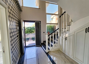 فيلا 5+1 في دوشيمالتي-منطقة أنطاليا 