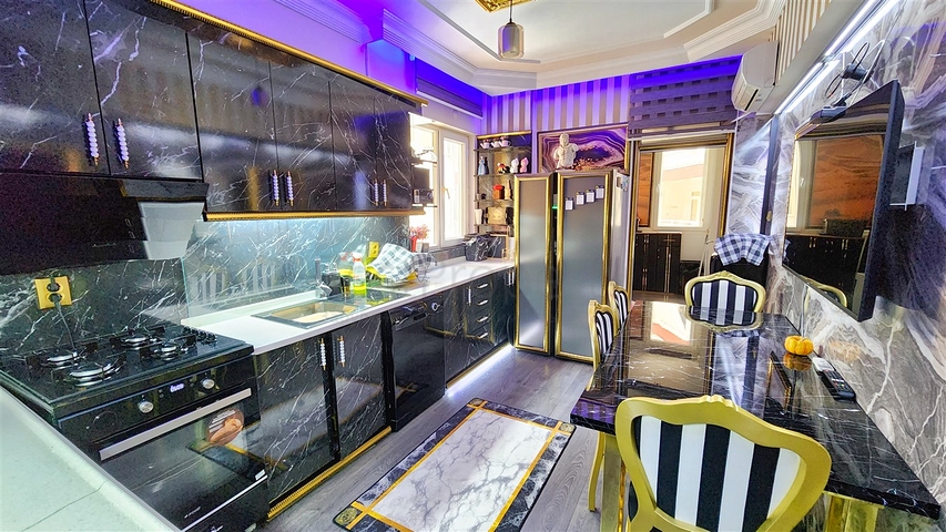 شقة 3+1 في حي توروسلار-أنطاليا 