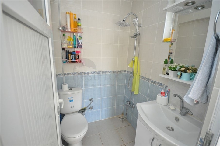 فيلا مفروشة مطلة على البحر 