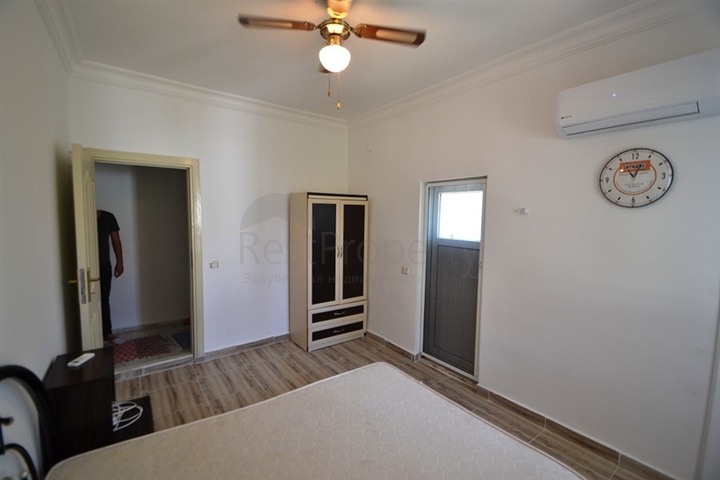 فيلا مفروشة مطلة على البحر 