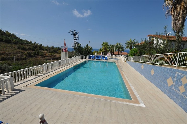 فيلا مفروشة مطلة على البحر 