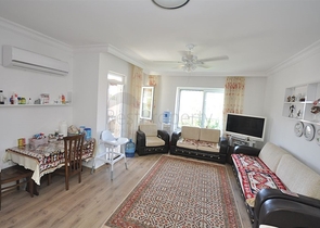 فيلا مفروشة مطلة على البحر 