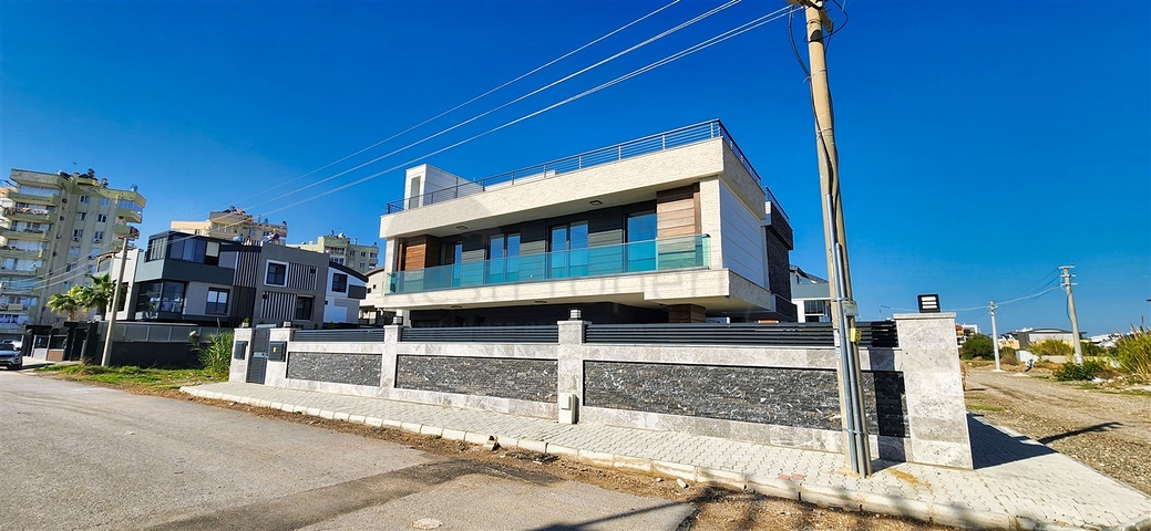 فيلا 5+1 في جوزيلوبا - حي أنطاليا 