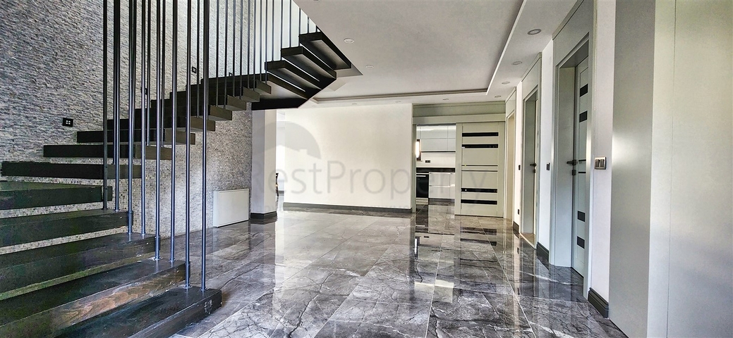 فيلا 5+1 في جوزيلوبا - حي أنطاليا 