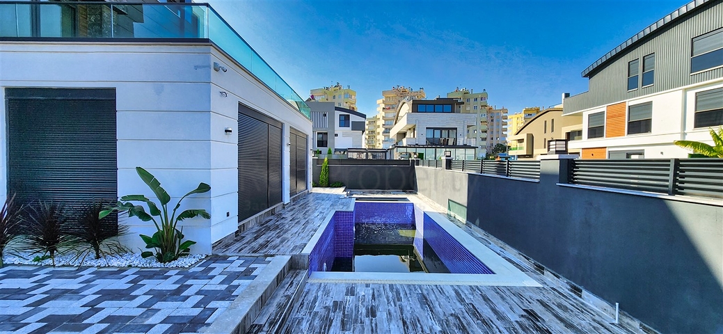 فيلا 5+1 في جوزيلوبا - حي أنطاليا 