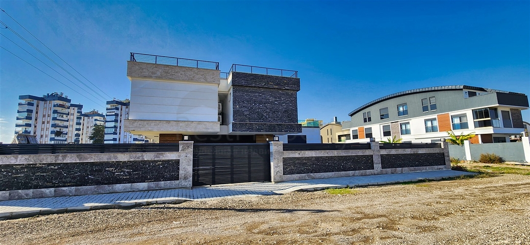 فيلا 5+1 في جوزيلوبا - حي أنطاليا 