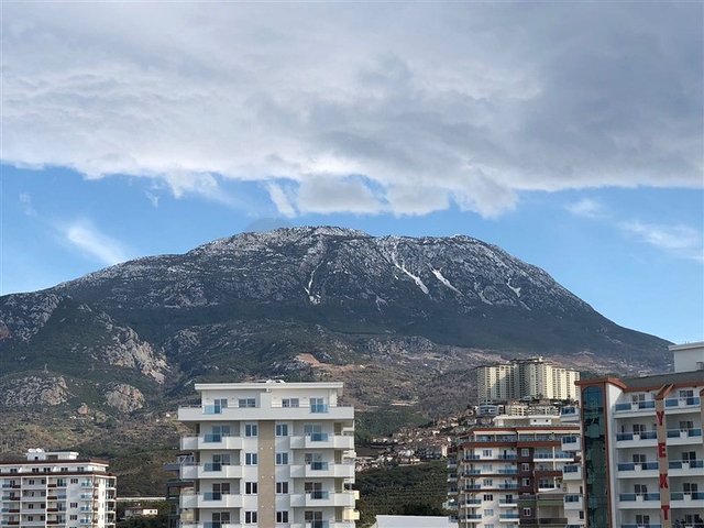 شقة مفروشة 2 + 1 تطل على الجبل والبحر