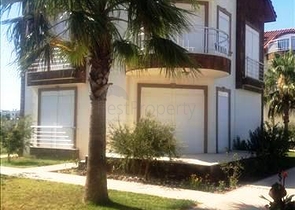 فيلا من 4 غرف نوم في وسط منتجع بيليك الأنيق.