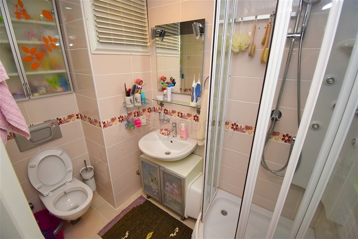 شقة 1+1 في حي ليمان-أنطاليا 