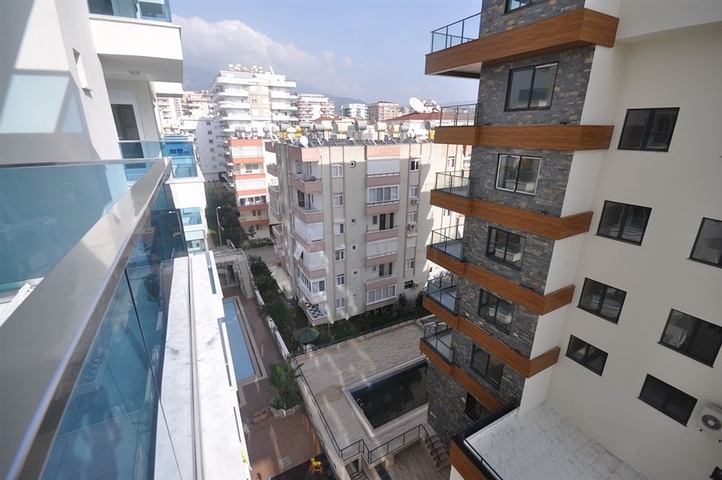 شقة 1+1 في محمودلار