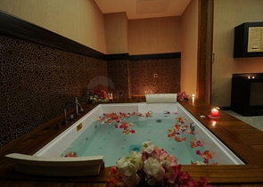 شقة حصرية 2 + 1 من المالك في مجمع سيدي الذهبي