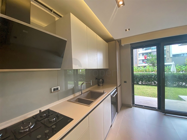 شقة 3 + 1 في حي سيتيلر أنطاليا 