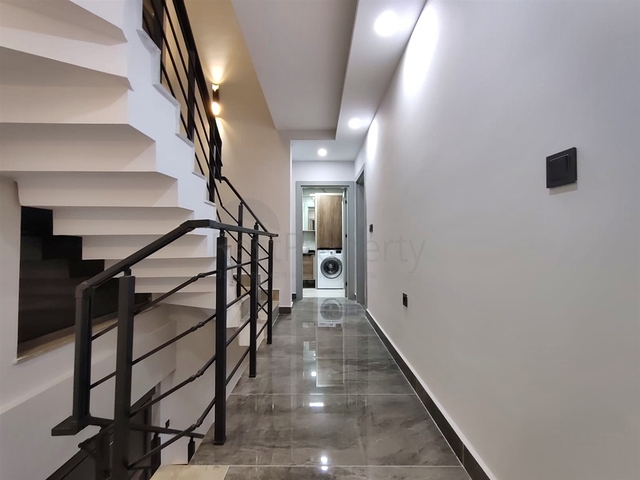 فيلا 4+1 في قادري-حي أنطاليا 