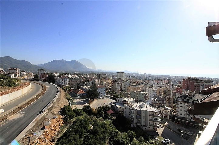 دوبلكس 4 + 1 مع مطبخ منفصل في سيكجيلي