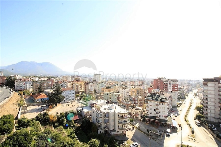 دوبلكس 4 + 1 مع مطبخ منفصل في سيكجيلي