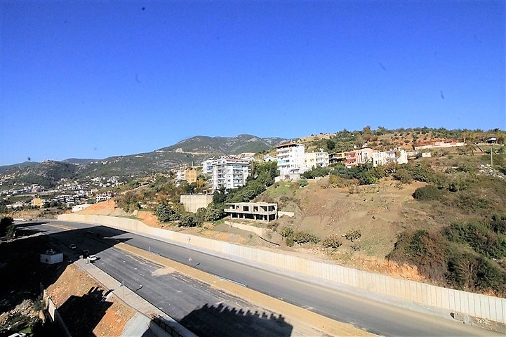 دوبلكس 4 + 1 مع مطبخ منفصل في سيكجيلي