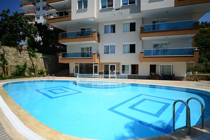 دوبلكس 4 + 1 مع مطبخ منفصل في سيكجيلي