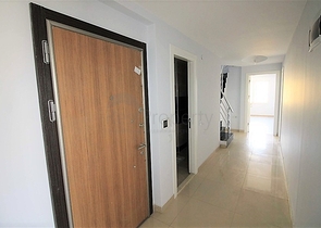 دوبلكس 4 + 1 مع مطبخ منفصل في سيكجيلي