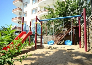 دوبلكس 4 + 1 مع مطبخ منفصل في سيكجيلي