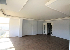 دوبلكس 4 + 1 مع مطبخ منفصل في سيكجيلي