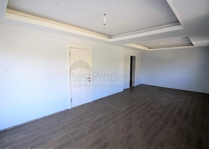 دوبلكس 4 + 1 مع مطبخ منفصل في سيكجيلي