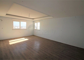 دوبلكس 4 + 1 مع مطبخ منفصل في سيكجيلي