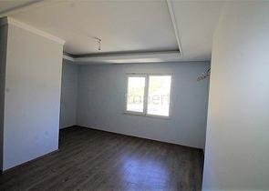 دوبلكس 4 + 1 مع مطبخ منفصل في سيكجيلي