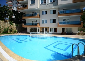 دوبلكس 4 + 1 مع مطبخ منفصل في سيكجيلي